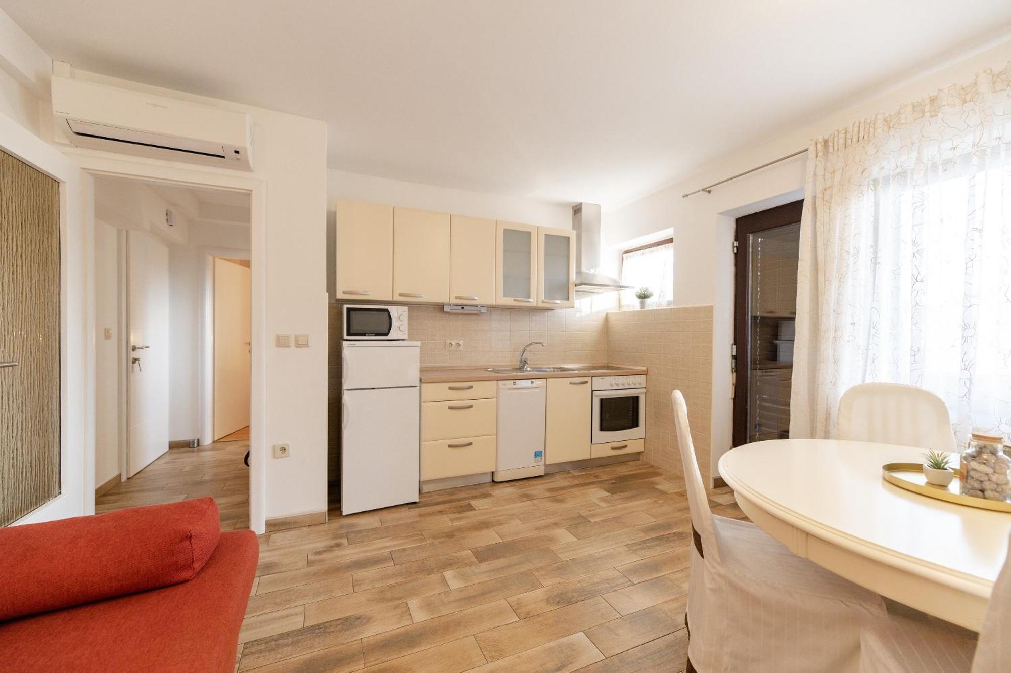 Bubi Apartments Malinska Kültér fotó