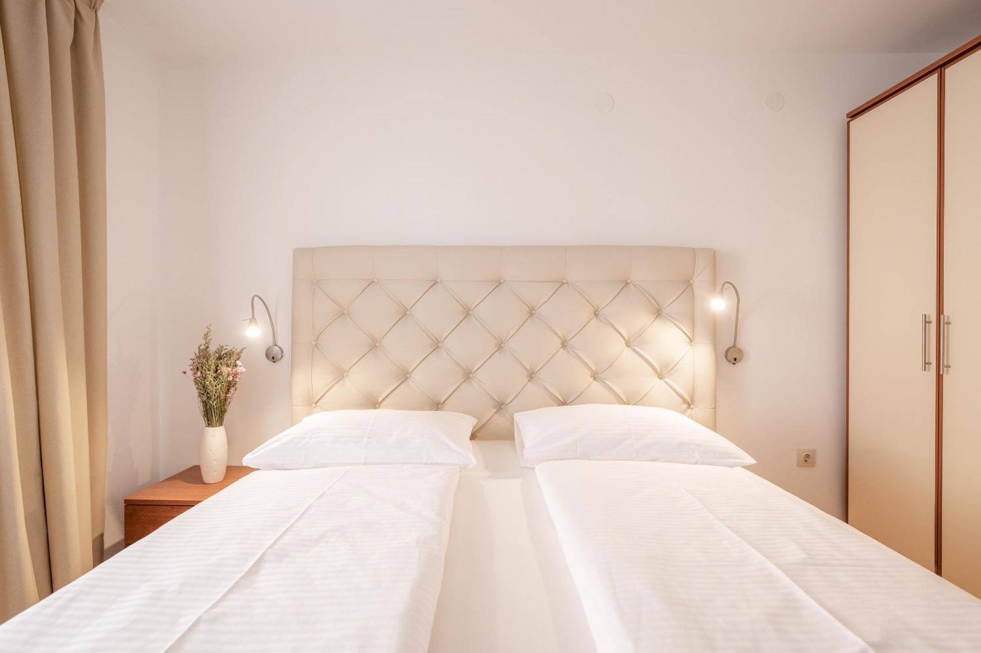 Bubi Apartments Malinska Kültér fotó