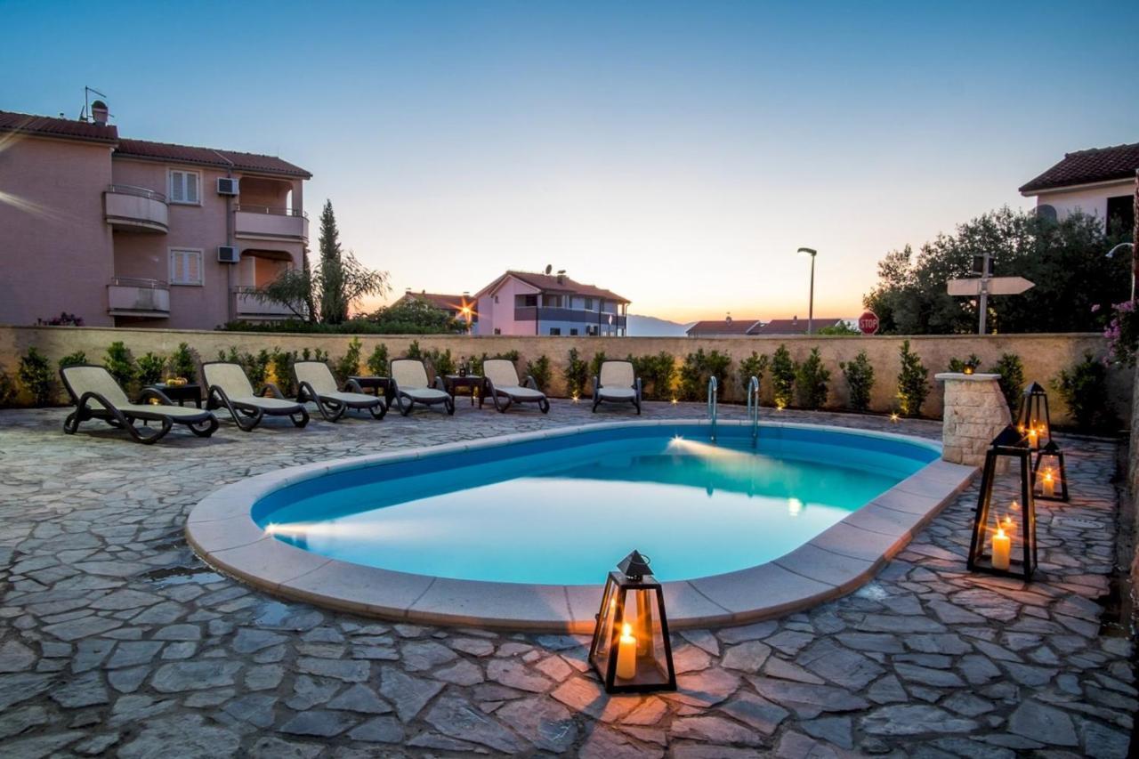 Bubi Apartments Malinska Kültér fotó