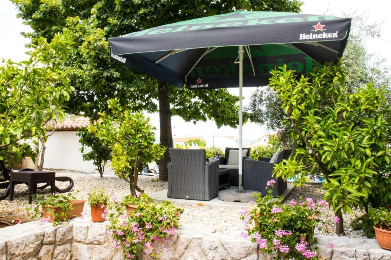 Bubi Apartments Malinska Kültér fotó
